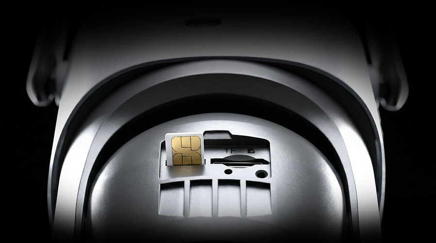 SIM card auto-selecting the best 4G carrier